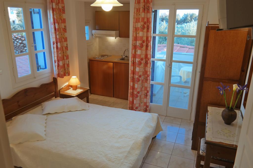 Mina'S Studios In Naxos Island Agios Prokopios  Phòng bức ảnh