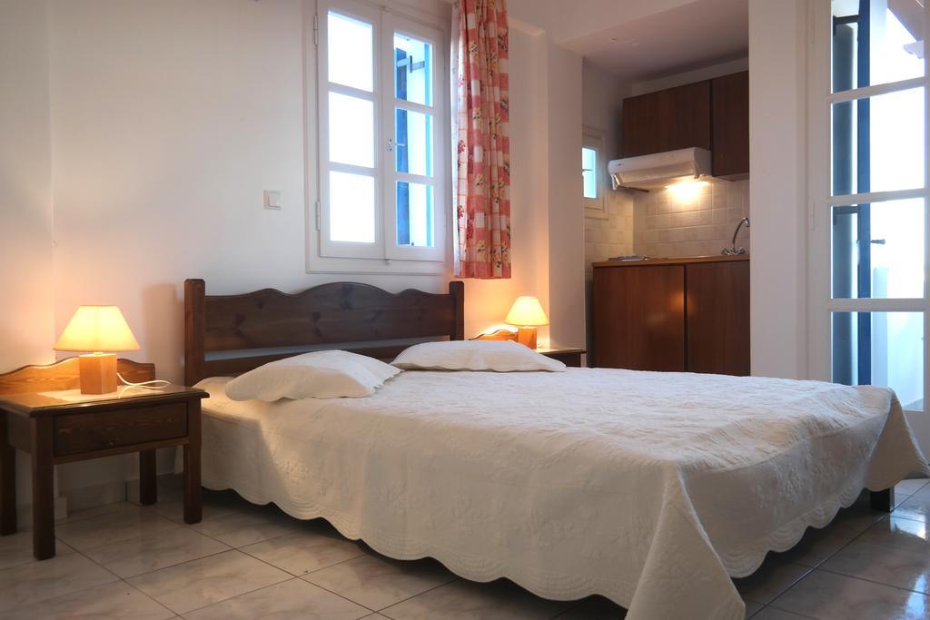 Mina'S Studios In Naxos Island Agios Prokopios  Phòng bức ảnh