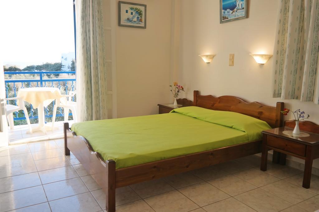 Mina'S Studios In Naxos Island Agios Prokopios  Ngoại thất bức ảnh