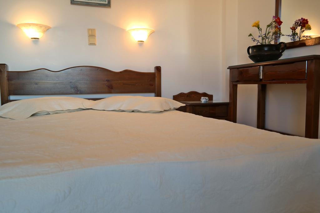 Mina'S Studios In Naxos Island Agios Prokopios  Ngoại thất bức ảnh
