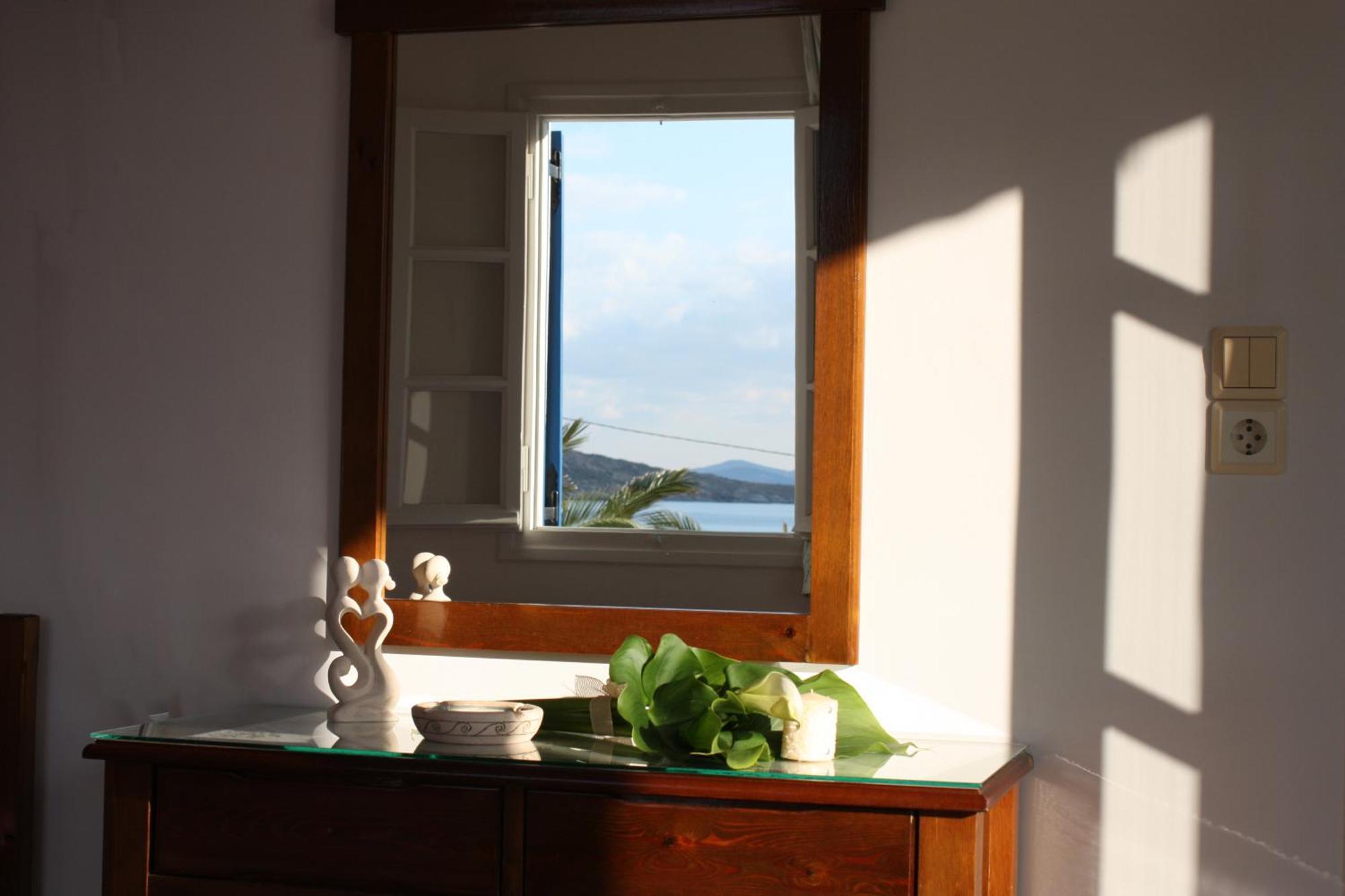 Mina'S Studios In Naxos Island Agios Prokopios  Ngoại thất bức ảnh