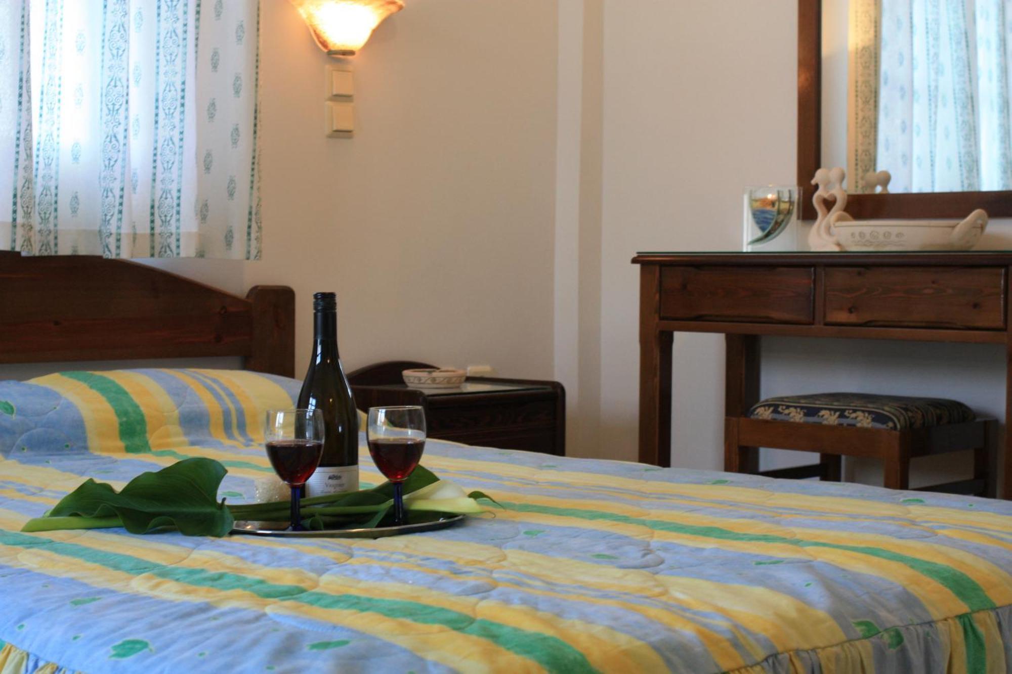 Mina'S Studios In Naxos Island Agios Prokopios  Ngoại thất bức ảnh