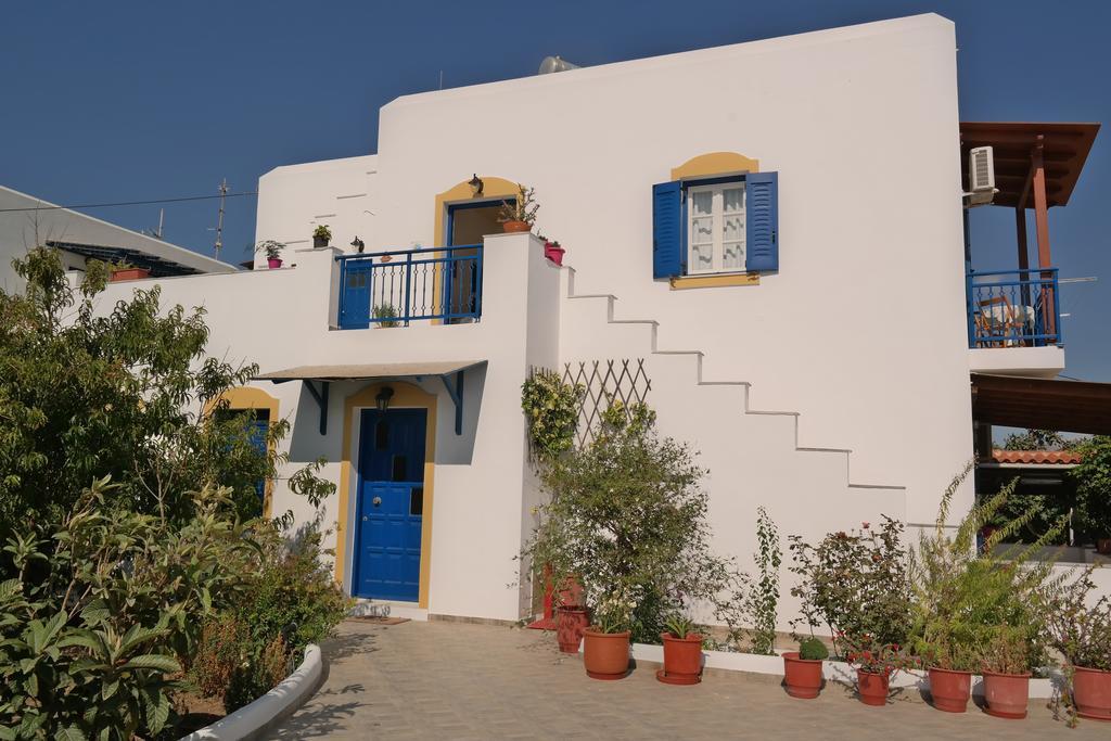 Mina'S Studios In Naxos Island Agios Prokopios  Ngoại thất bức ảnh