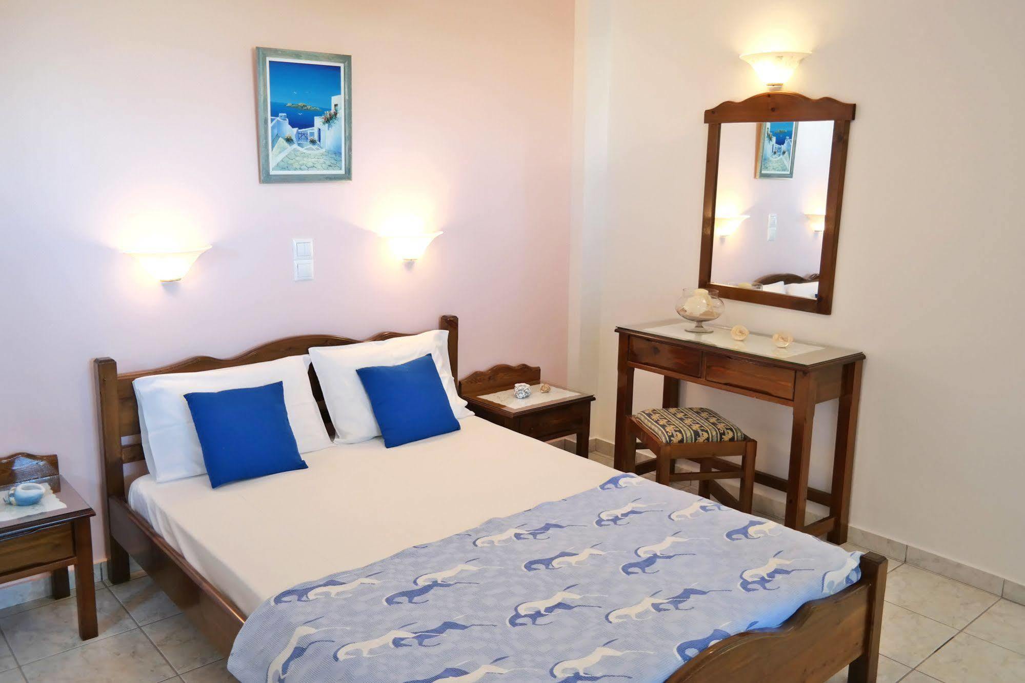 Mina'S Studios In Naxos Island Agios Prokopios  Ngoại thất bức ảnh