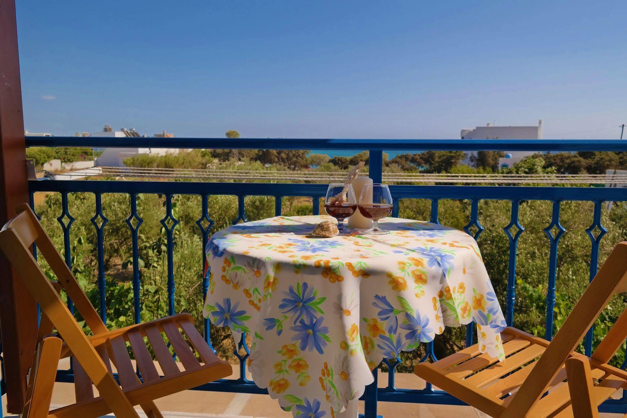 Mina'S Studios In Naxos Island Agios Prokopios  Ngoại thất bức ảnh